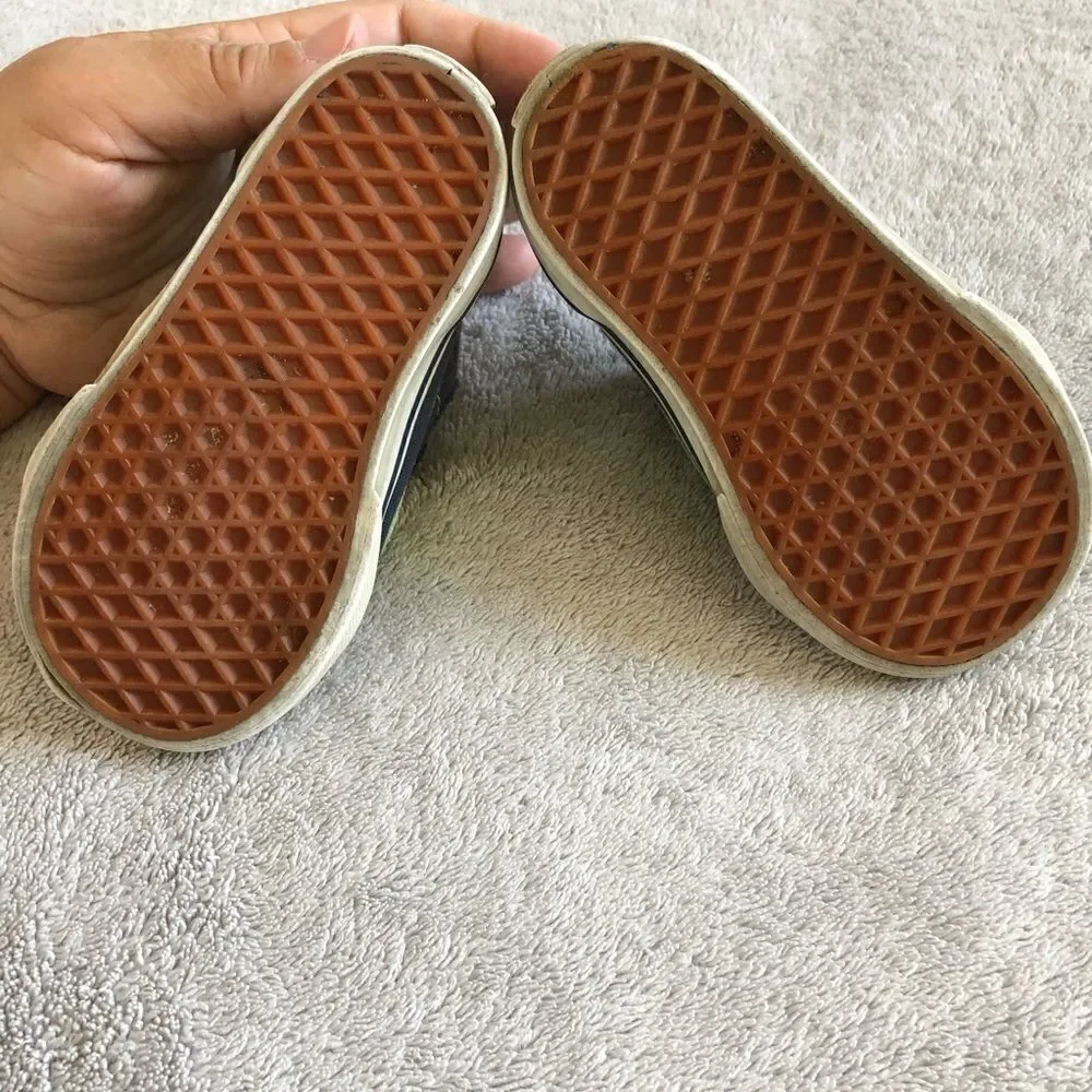Vans Toddler Old Skool Sneakers